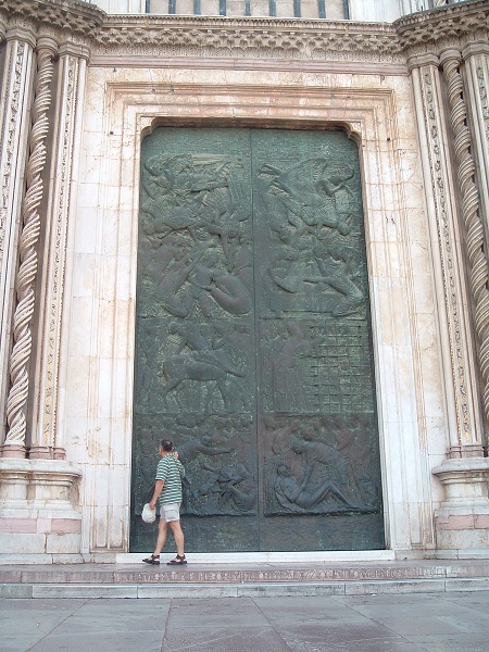 Orvieto-Katedrala-vrata