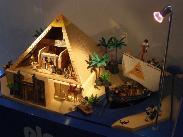 0573_Toy_museum